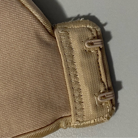 Vanity Fair Beauty Back Bra - Picture 8 of 10